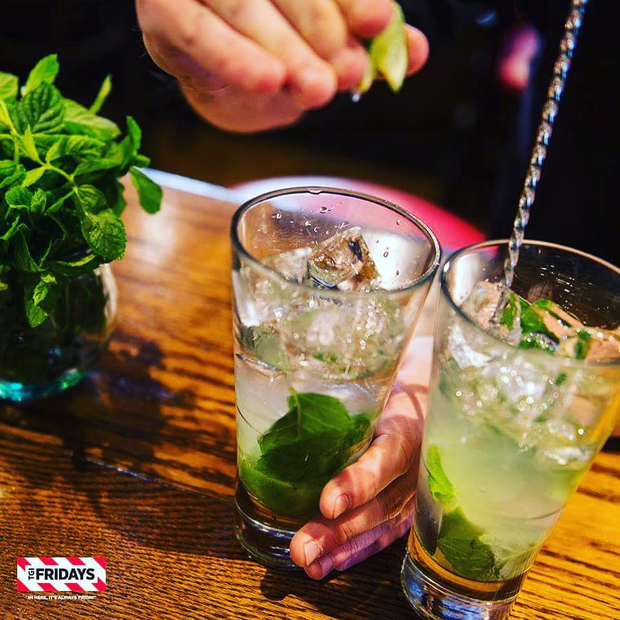 TGIFChesapeake's tweet photo. Mojito bonito.💚  #3BuckThursday #Mojito https://t.co/NgUiEhTV77