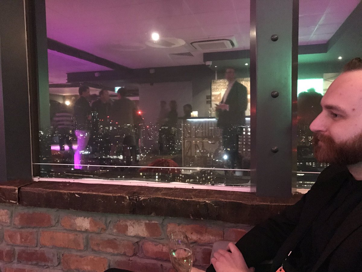 _staffz's tweet photo. Johan is pondering the london skyline #linedu https://t.co/H3tAnVNxwl