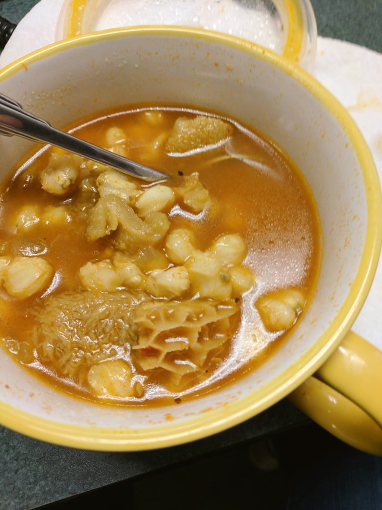_cakegal's tweet photo. Menudo for lunch! #mexilife https://t.co/aQmmOrCRq8