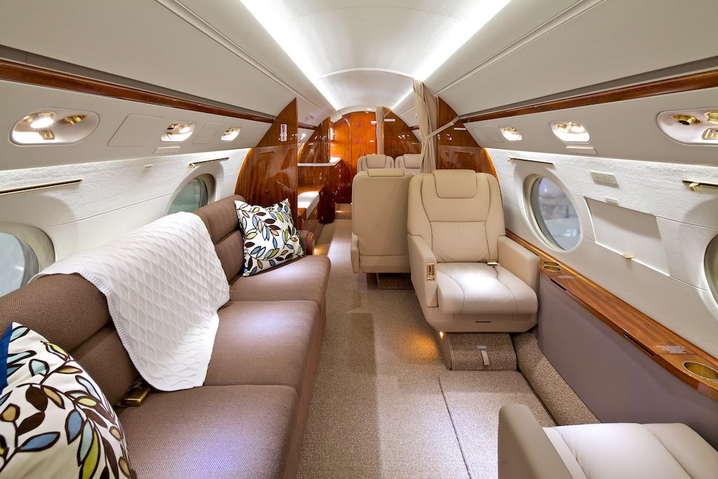 SchubachAv's tweet photo. Traveling abroad? Consider our #GulfstreamIV for the ultimate in comfort and efficiency. https://t.co/356H8MQGMr #BizAv #JetCharter https://t.co/xSr7T2FhW5
