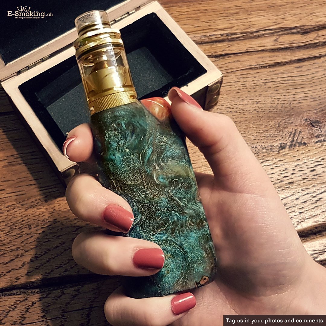 ESmokingRic's tweet photo. Asmodus OHMSMIUM & DotMod RTA. #dotmod #asmodus #ohmsium #dampfen #ecig #vapelife #vapetricks #vapelove #vapepics #vapedaily #switzerland https://t.co/Dg7UxXoUP0