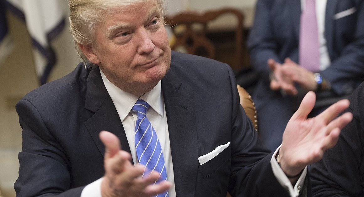 zesty_republic's tweet photo. Trump keeps Hill #GOP in the dark https://t.co/LdqwKMRovo https://t.co/DdGsx6wtLv