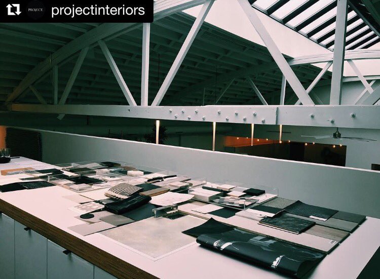 illumechicago's tweet photo. YES 👏 #Repost @projectinteriors 
lil' peak into what a super sexy paint + wallcovering prez looks like sprawled out in the PROjECT library 👀 https://t.co/AmJqdCPxS8