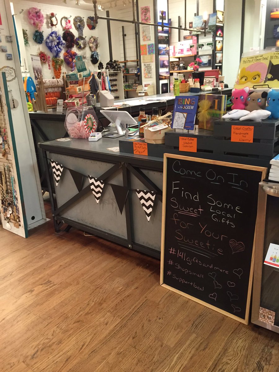 Looking4LocalSC's tweet image. Valentine&apos;s Day is just around the corner! Shop local &amp;amp; come by today! #shoplocal #ValentinesDay #giftideas #shop