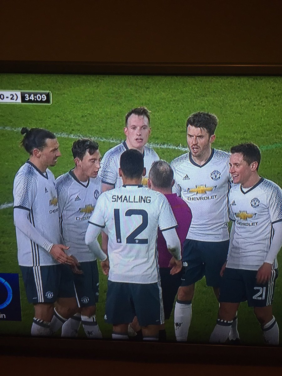 ChelsCentral's tweet photo. Ibra vs Chelsea 2015: "I felt like I had 11 babies around me."

Ibra vs Hull 2017: https://t.co/lFYSIMyB33