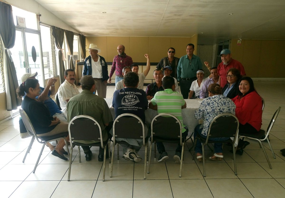 DISCUTIENDO Y BUSCANDO HACER PROPUESTAS DE SOLUCION A PROBLEMAS DE NACION.
