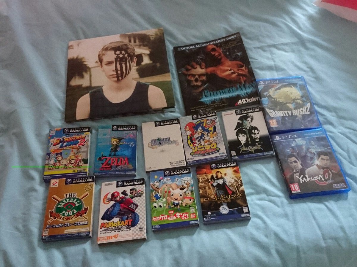 Yesterday I Bought II: Many Things - Page 38 C3HAattW8AAZ1qa