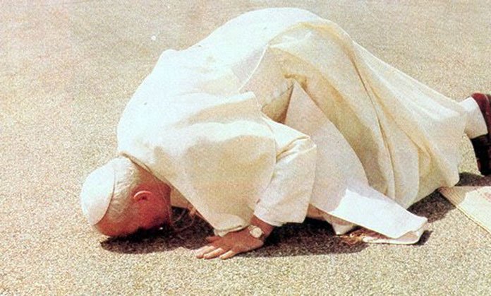 Hoy se cumplen 32 años de la primera visita de Juan Pablo II a Venezuela.