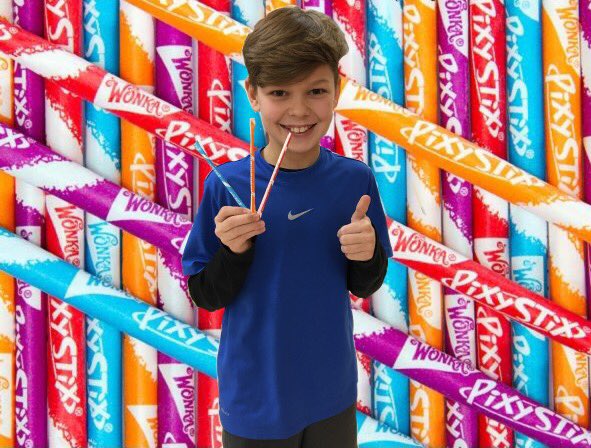 CSLBank's tweet image. Team Venture student, Owen Natorp has confirmed, color DOES impact flavor! 🍬🍒🍊🍇#semester2 #firsttransaction