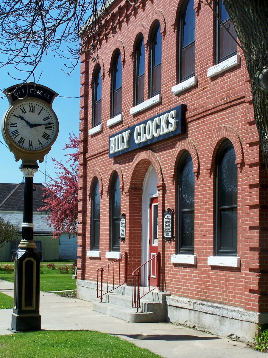 visitdecorah's tweet image. Stop at historic Bily Clocks Museum and Antonin Dvorak Exhibiit in #visitspillville  #visitdecorah Grab a homemade Kolache. #MWTravel
