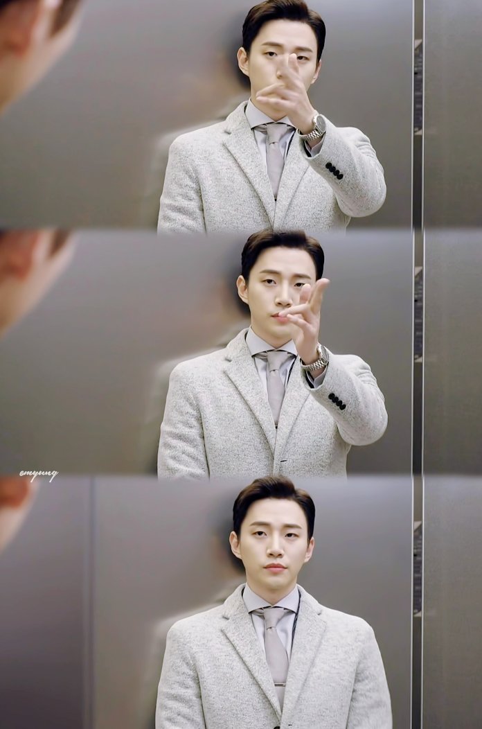 _6myung_'s tweet photo. #JUNHO 
https://t.co/mXDdAWcFwy

오늘도 열일하신 재수없음 https://t.co/9XEfksiOu9
