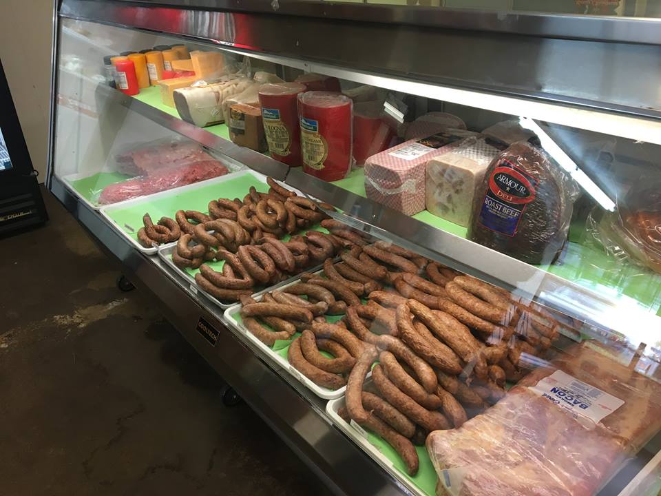 tyersprocessing's tweet photo. Dig in to our #Cajun, Mixed, Regular, #German or #HotLinks. 
https://t.co/i4vxnCTiFG
#TyersProcessing #Sausage #Crockett #ShootingStarTX https://t.co/KGQLsbbvyO