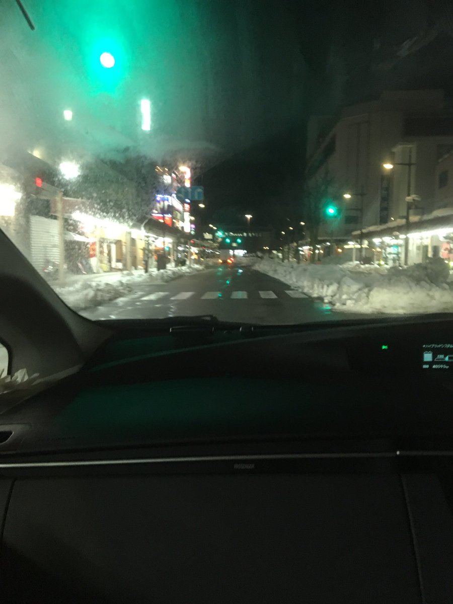 daaaa1226's tweet photo. 滋賀県雪やばいww
愛知県と大違い(^^♪

距離そんなに遠くないのに
こんなに変わるもんかや？ww https://t.co/2rrun3LMDX