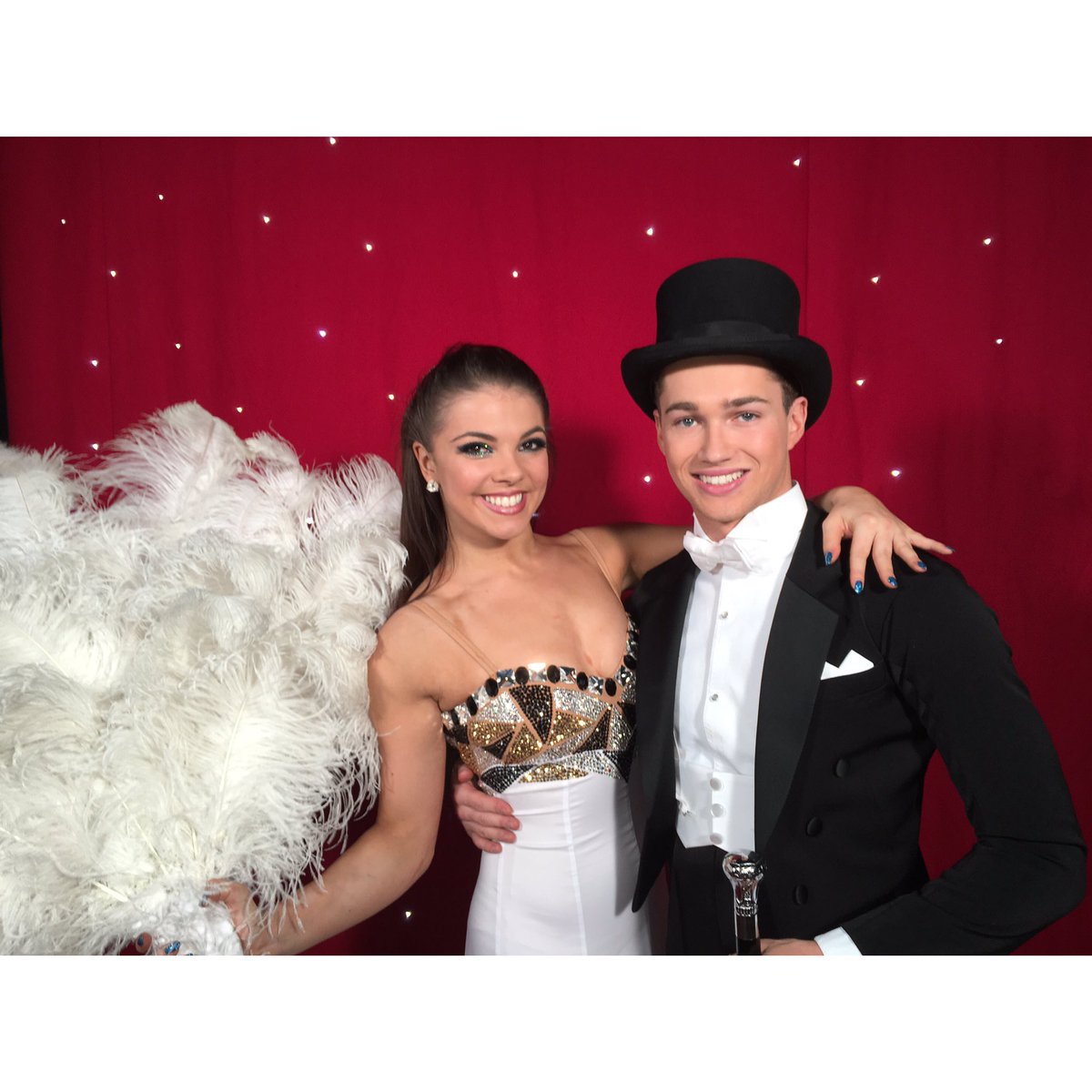 AJ & Chloe tweet media