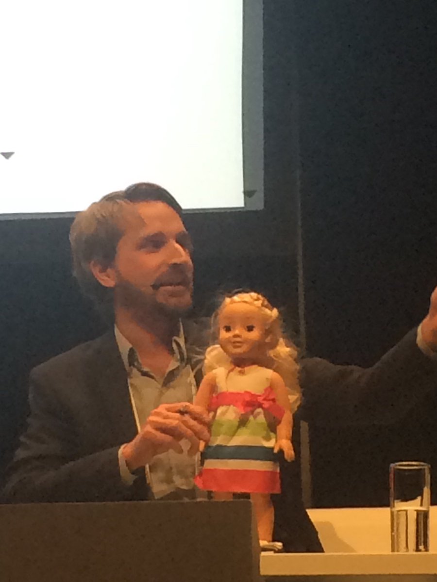Grommoen's tweet image. The #toyfail work refererred to by @finnmyrstad @forbrukerradet at #cpdp2017 forbrukerradet.no/siste-nytt/con…