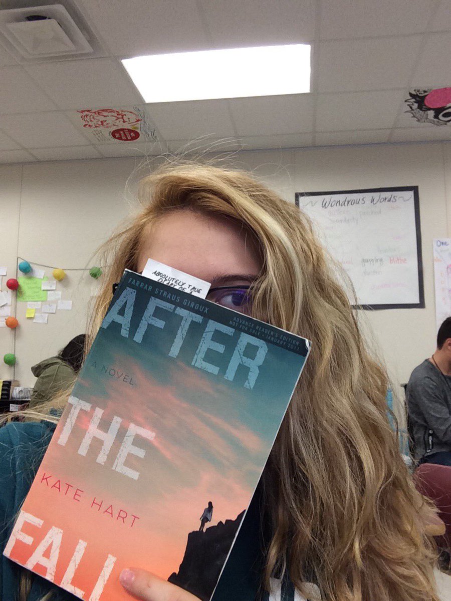 Mirleaschool's tweet photo. #farmersREAD #MsRassClass https://t.co/sQuQz3D74U