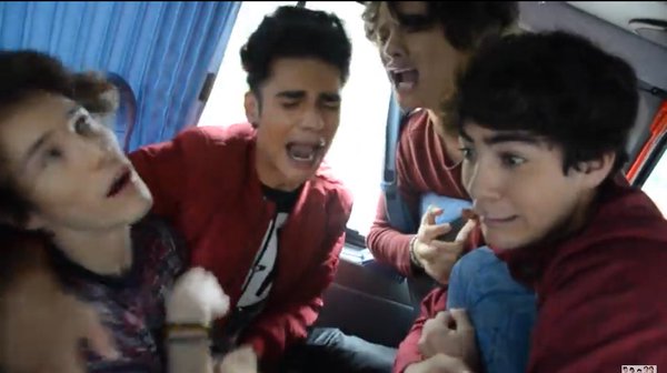 SraLeyvax's tweet image. el fandom tipo:
#ATuLado @CD9