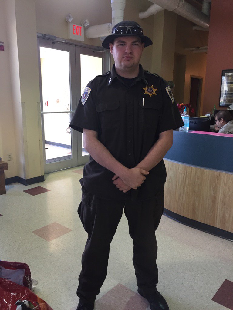 NewSummitSchool's tweet photo. Look who we bumped into an NSS alumni at MARL who is now working at the hinds county detention as an officer. https://t.co/tFoxrRuPDd