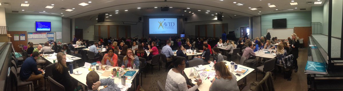 MrSiemieniak's tweet photo. Social lunches are the best lunches - especially when experiences are shared about #vbavidpath @BeachSupe @plazamiddle #avid #reflection https://t.co/ZoqdpM4n7D