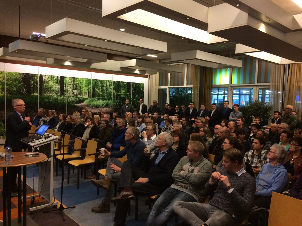gcienc's tweet photo. Presentaties #examen #niveau4 inclusief demo's van de gebouwde door de #examengroepen! https://t.co/cEYIL9kfXJ