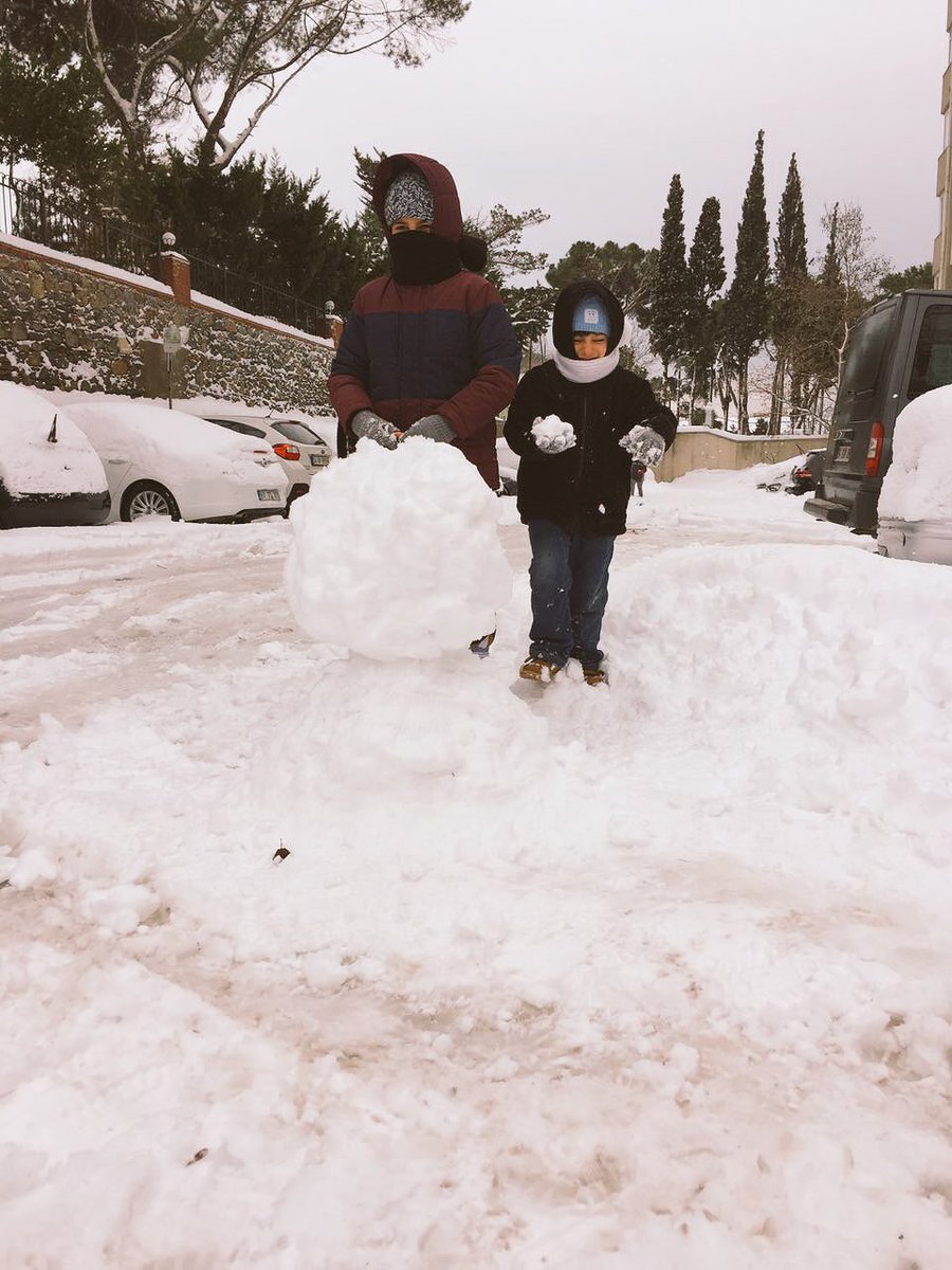 fatiyano's tweet photo. Hani bazen terketmek istersin ya https://t.co/0CFHrHGAT8
