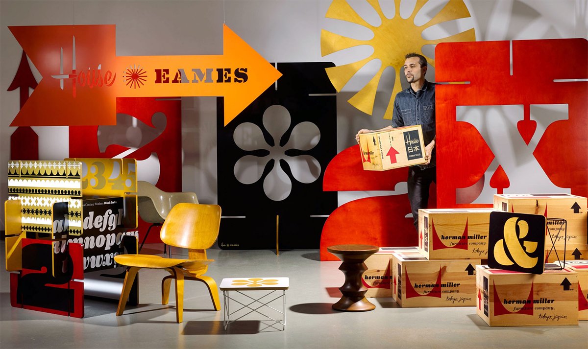 EamesOffice's tweet photo. .@houseindustries's conversation with @eamesd led to a font that brings new thinking to the #Eames story. @WIRED https://t.co/2bpk6zCAZT https://t.co/9Gz9orcypg
