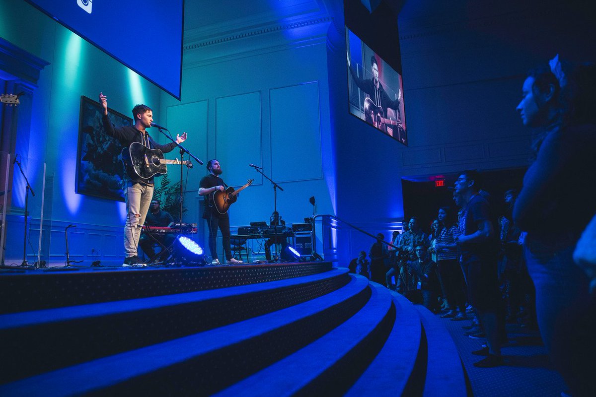RegentU's tweet photo. #TBT to #RegentNOW with @house_fires.
Thanks for a great night, and even better worship! https://t.co/NZNhHfStL7