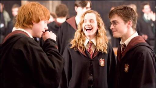 JAQUESADlT's tweet photo. 6. favourite from the golden trio? https://t.co/VXGttcl25K