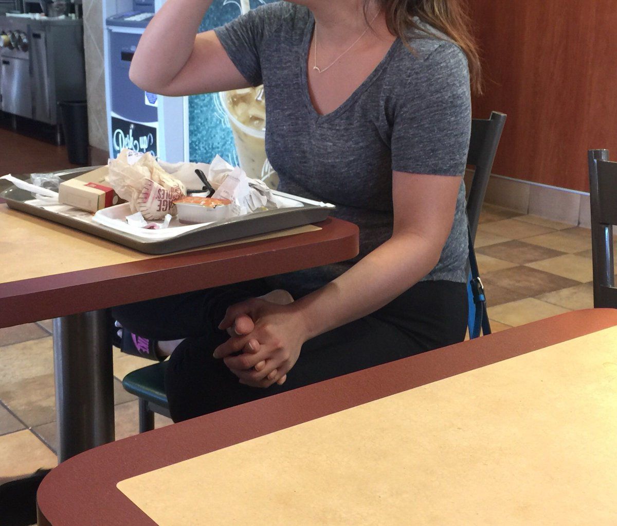 StumblerTop's tweet photo. When you're tired of eating alone so you improvise https://t.co/O5tT6axL4X
