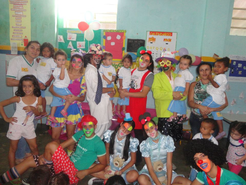 SapaTolices's tweet photo. @LaurenJauregui This is me and some friends in a project to bring joy to the needy and elderly children of my city #laurensangels 41 https://t.co/eWHSFU3MOM