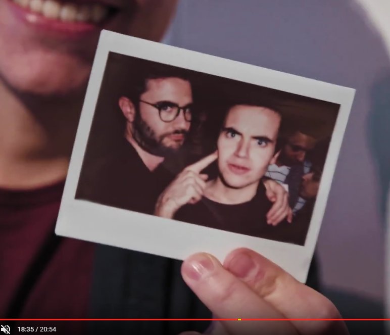 PaulGz_'s tweet photo. ahah les bros' @GaspardVideo et @lahrichik dans la dernière vidéo de @MonsieurDream :) https://t.co/Gk8m9RtpDR