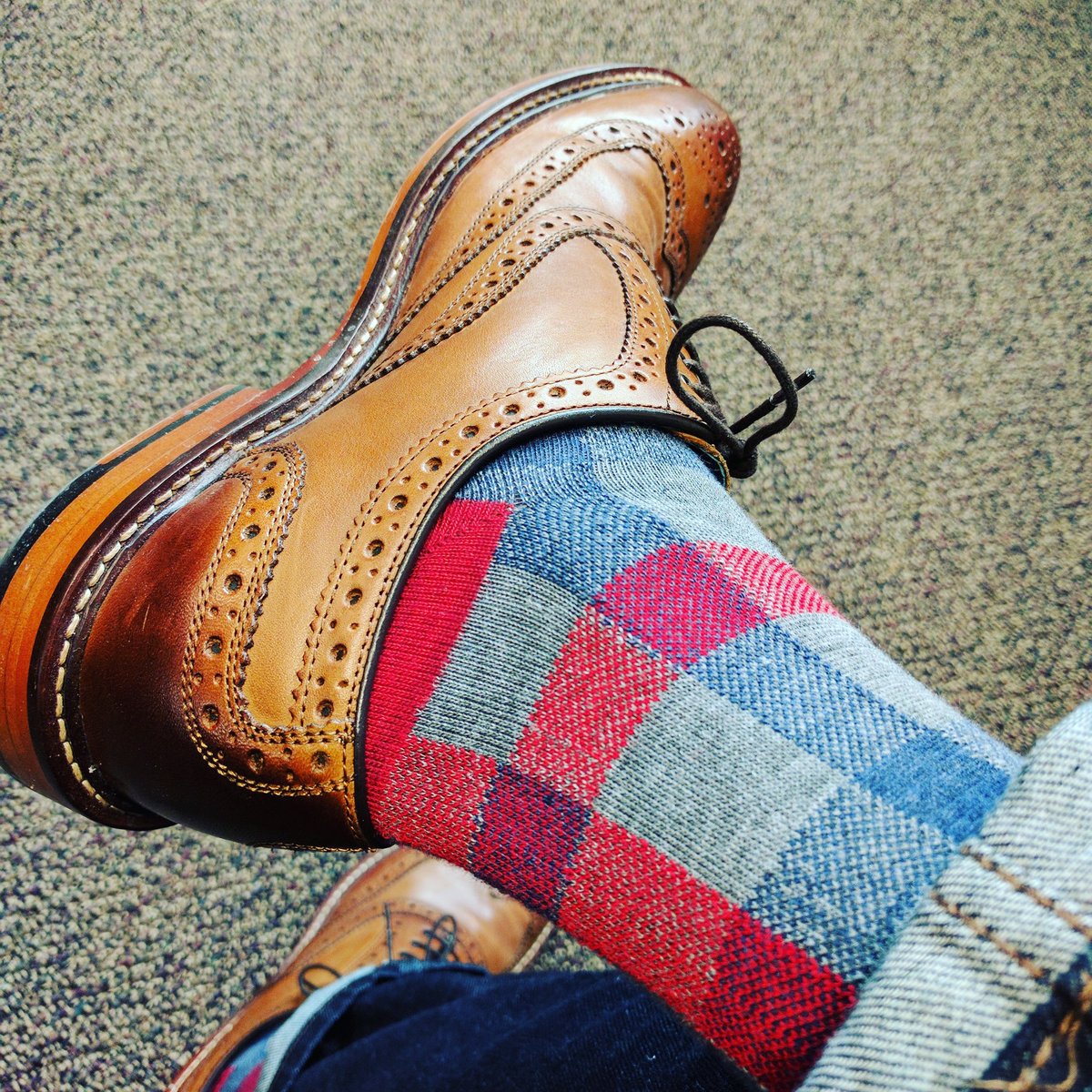 adamquirk's tweet photo. @basicoutfitters #classysocks https://t.co/S2KPt0zsNY