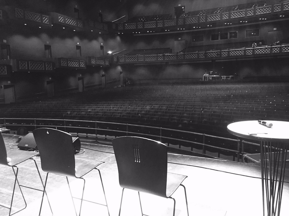 JSGM_ILMEA's tweet photo. The stage is set! See you at the Showcase! 3:00pm in the CC Theatre. #IMECshowcase #IMEC2017 https://t.co/eWLdMGD6El
