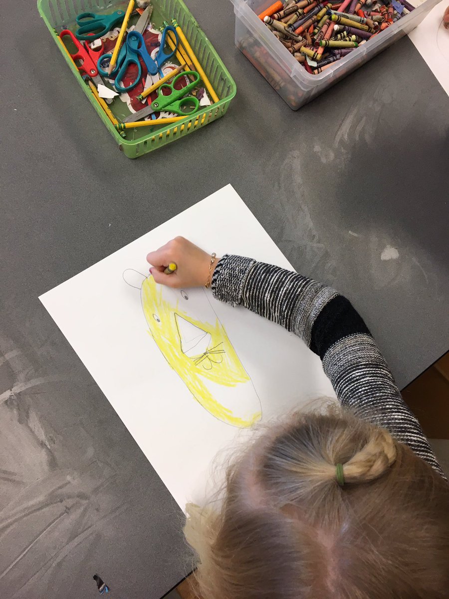 aaiken87's tweet photo. 😻😻😻kindergarten lions !! https://t.co/IMGKDZU4BV