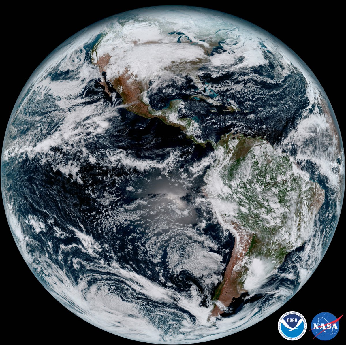 knutini's tweet photo. #climatefacts: Our planet is astoundingly beautiful. Next-level pics c/o government-funded @NOAASatellites. 🙌🏼 https://t.co/kHyr6kFOQf