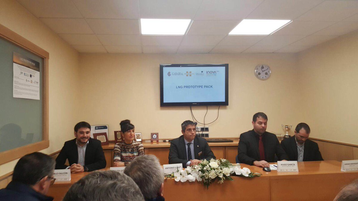hamgrupo's tweet photo. Neo-CH4 Galicia de @hamgrupo en presentación #LNGprototypepack @Puerto_de_Vigo junto con Gabadi, @VICUSdt y @iNOVAmedialab https://t.co/haW6RPznBJ