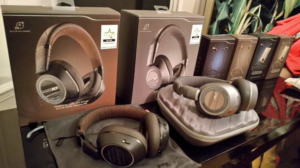 offblink's tweet photo. Toujours aussi fan des produits de chez Plantronics avec le dernier #BackBeatPro2 super confortable et le #BackBeatGo3 !
#PlantronicsAW https://t.co/YegPH9n47u