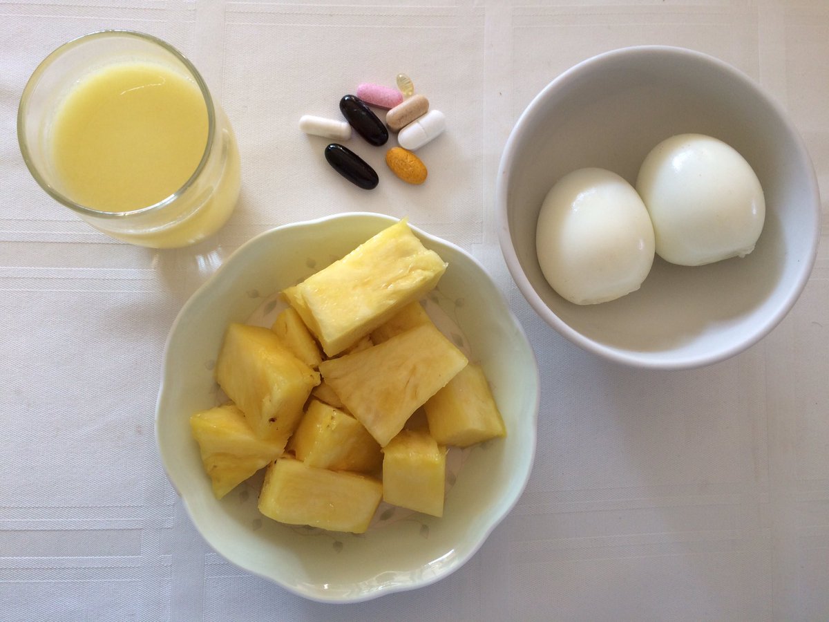 2 days to race day. #snacks #topsecretnutrition #supplements #grapefruitjuice