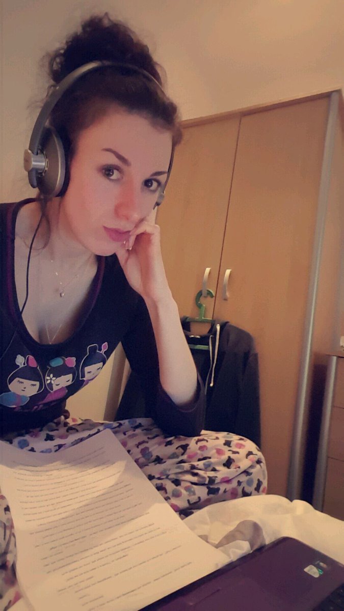 KaraJordan_'s tweet photo. #TBT - A couple of weeks ago I threw myself into #writing whilst a certain someone (@Tom_English93) yelled at online #gamers. https://t.co/fSm0erngV1