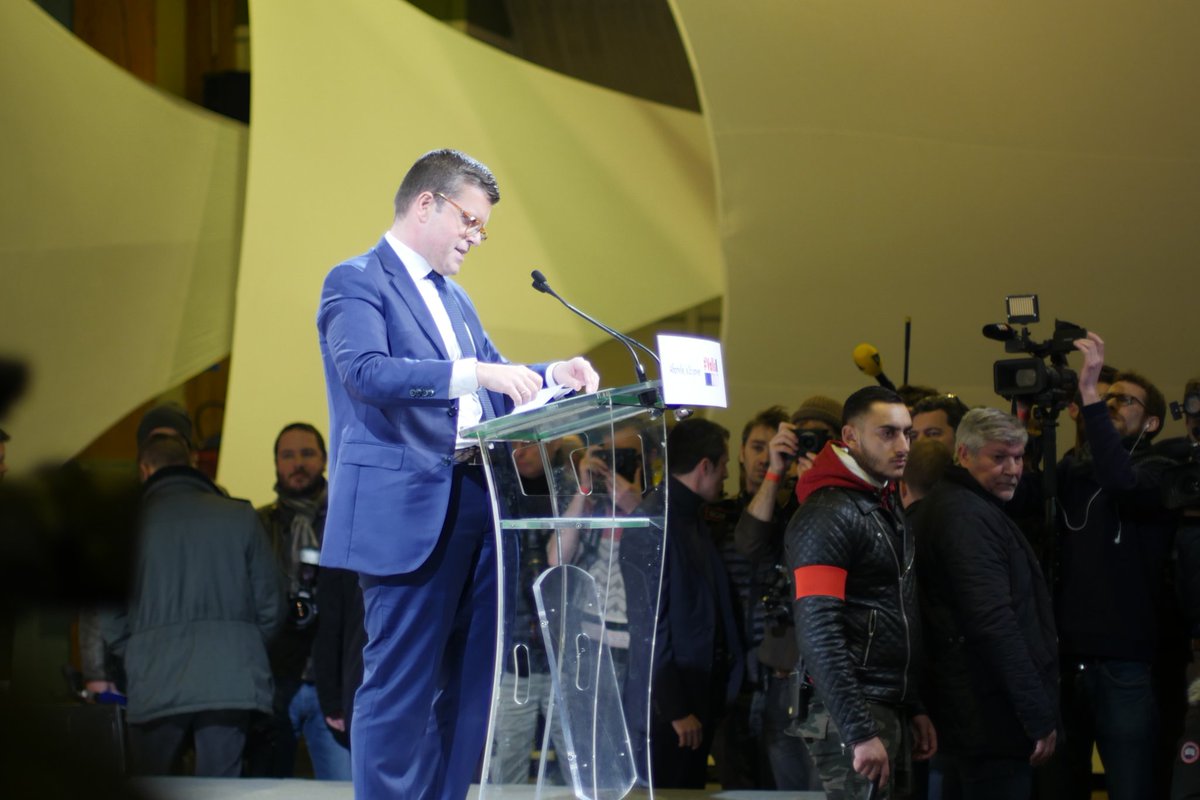 luccarvounas's tweet photo. Je suis de gauche et je soutiens celui qui incarne l'égalité des chances, la lutte contre toutes les formes de discriminations #jevotevalls https://t.co/9ad0GtseLo
