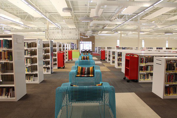 ReadingRelated's tweet photo. McAllen Public Library, converted from a Walmart into a massive modern library. https://t.co/bWlxTrBGDZ