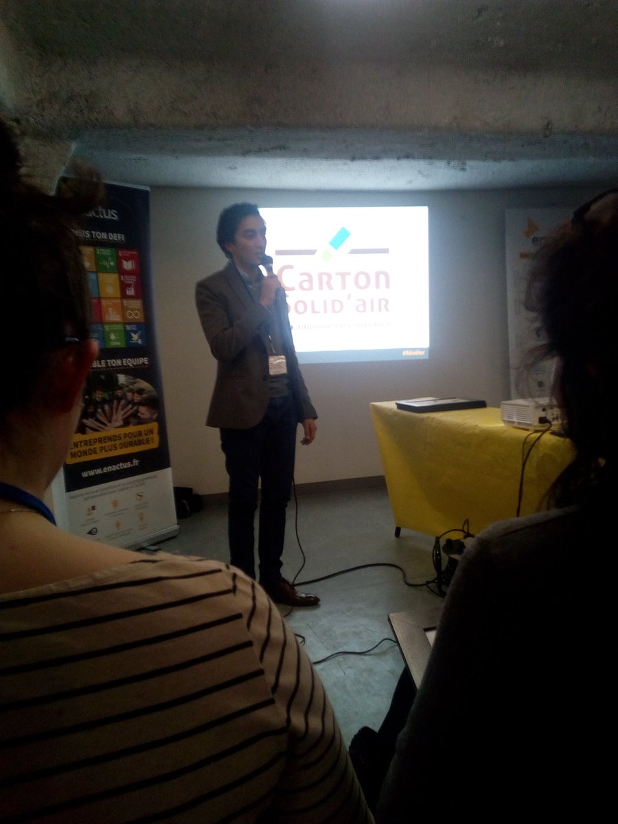 Catherine_Blt's tweet photo. @enactus #reveler #cartonsolidaire @CasbonneValerie https://t.co/7z6YB3WISW