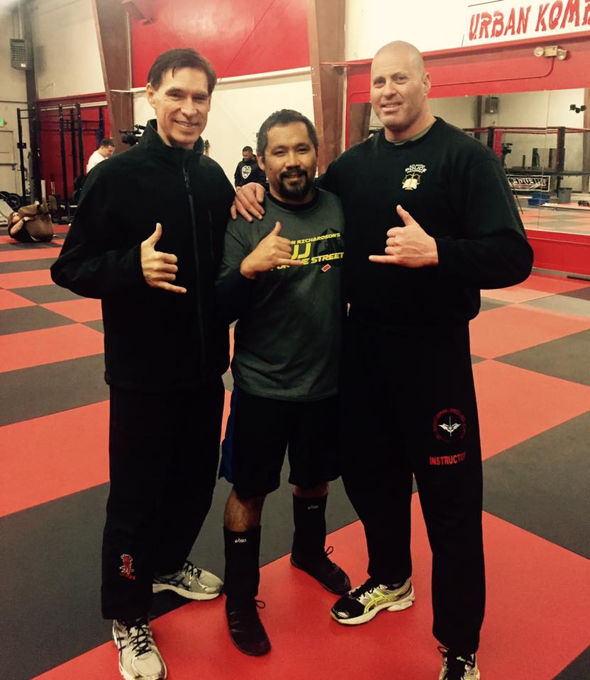 UDefenseTactics's tweet photo. Had a gr8 time last weekend with @BurtonUnlimited and @idfkravmaga #JKDUnlimited #CT707 #KravMaga #knife #firearms #emptyhand https://t.co/s0G4Axym0t
