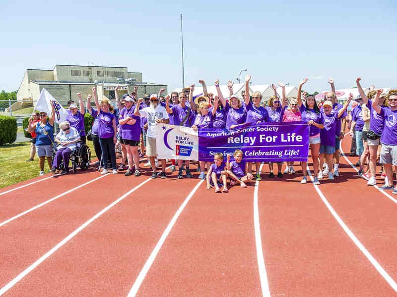 TONIGHT is the first Team Captains Meeting, 6pm in Hemenway 211! we hope to see you there! #relayuh