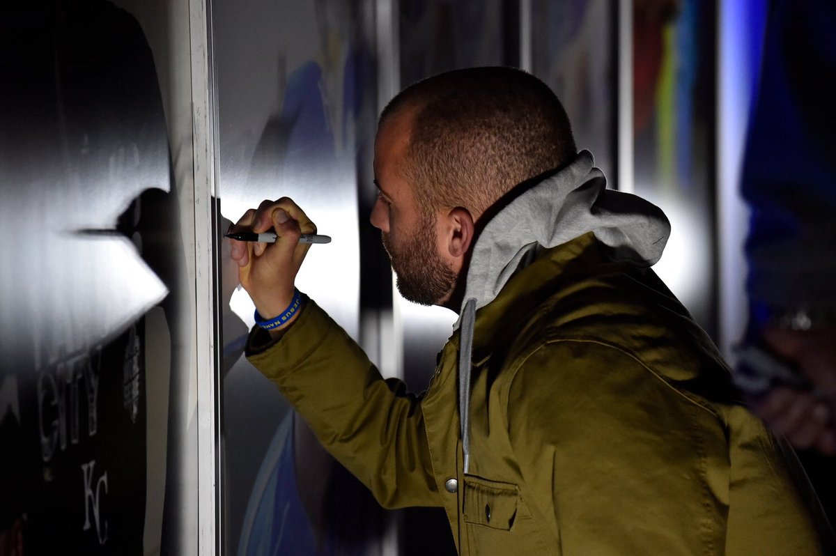 Royals's tweet image. Danny Duffy visits the #Ace30 memorial at #RoyalsFanFest and leaves a message on the signature wall.