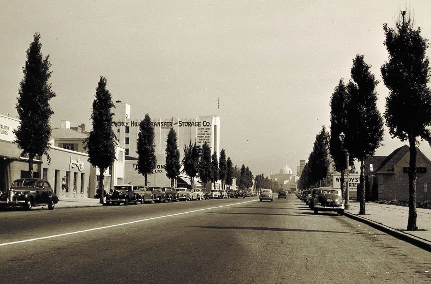 BHTransfer's tweet image. #tbt to the Beverly Hills Transfer warehouse on 221 S. Beverly Dr in Beverly Hills!