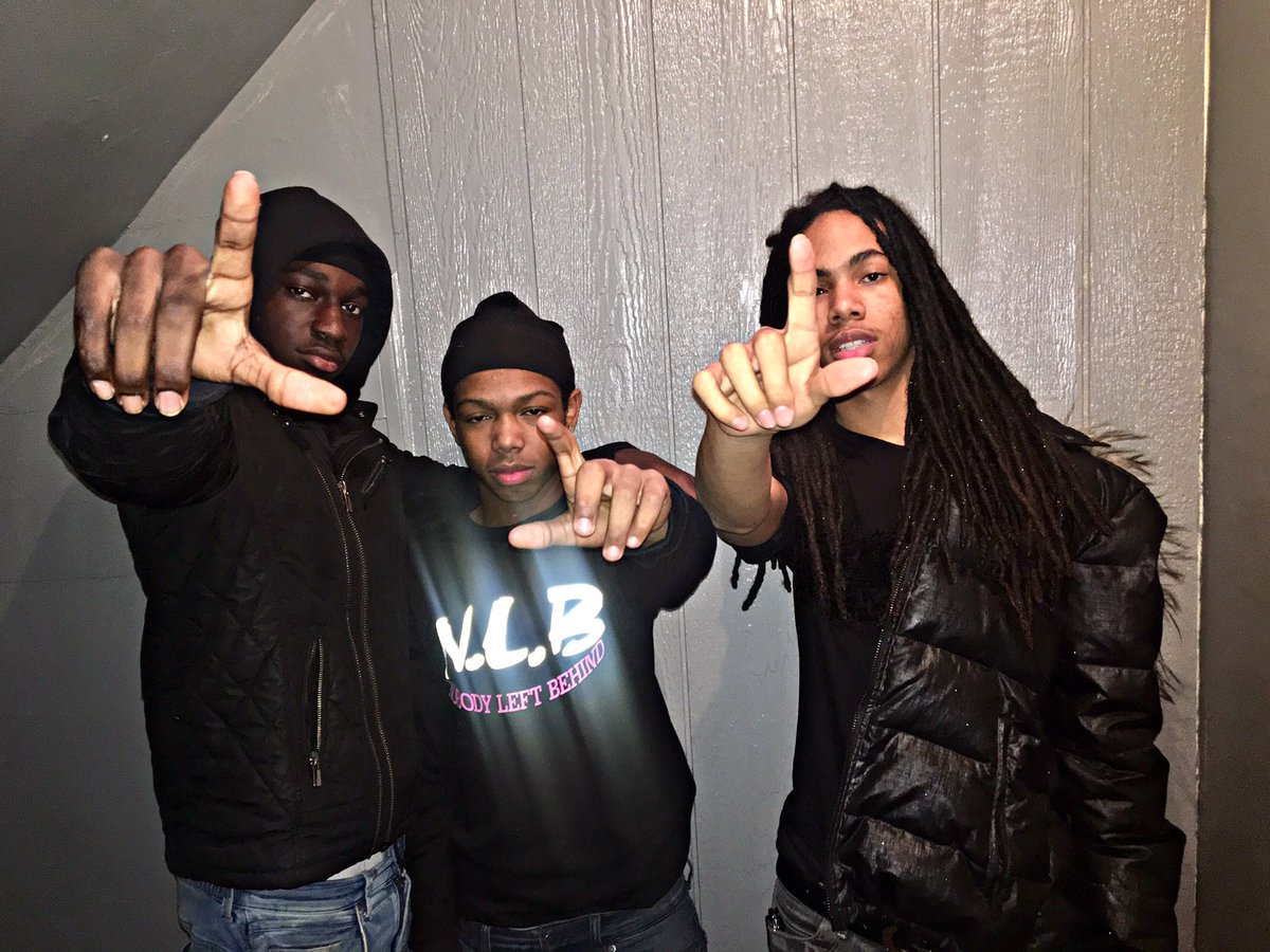 TayThaPimp_'s tweet photo. #Luv4Life #FreeDLuv https://t.co/dWwim6fsQw
