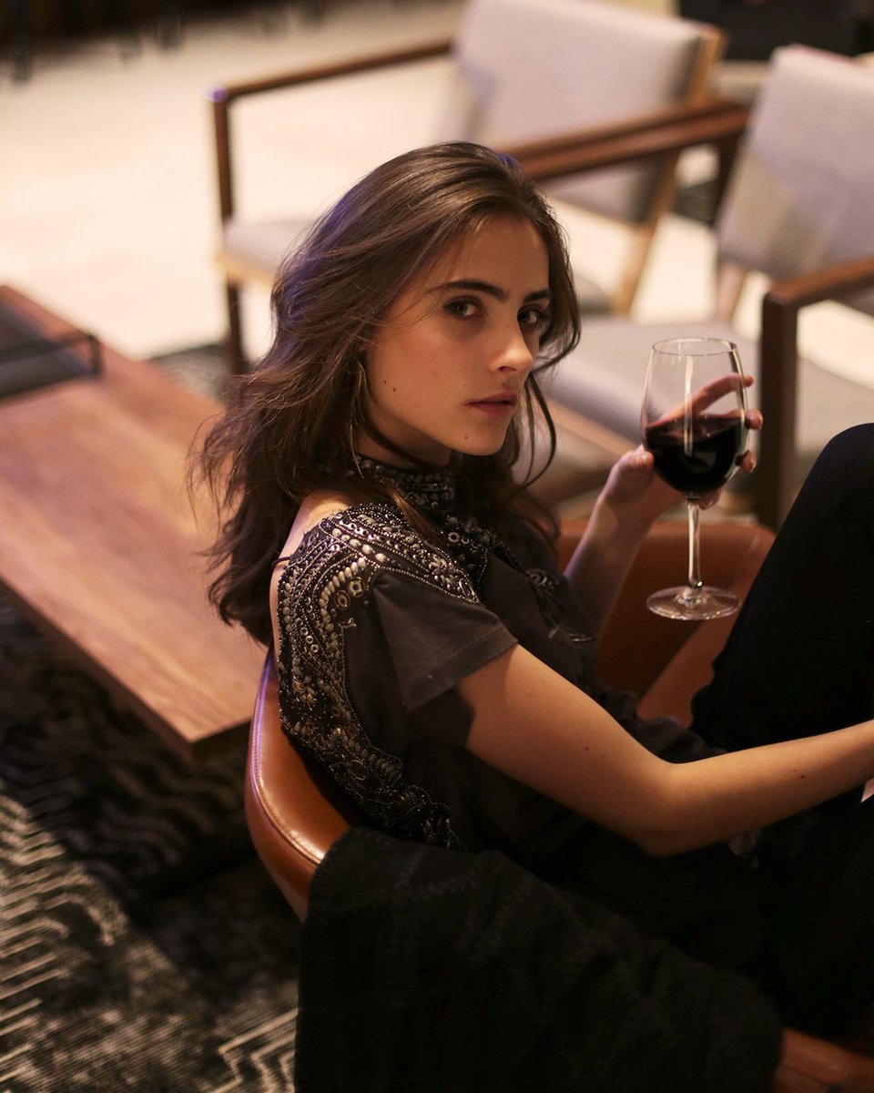 Steal a glance in the More Of It All Tee #hauteT bit.ly/2jV31nh