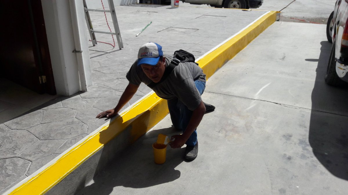 Bomberos_Tulum's tweet photo. Trabajamos en equipo para lograr los resultados que Tulum merece agradecemos el apoyo de #SerGenerales y el respaldo de la Pdta @Romi_DzCa https://t.co/WfVgtDjqWa