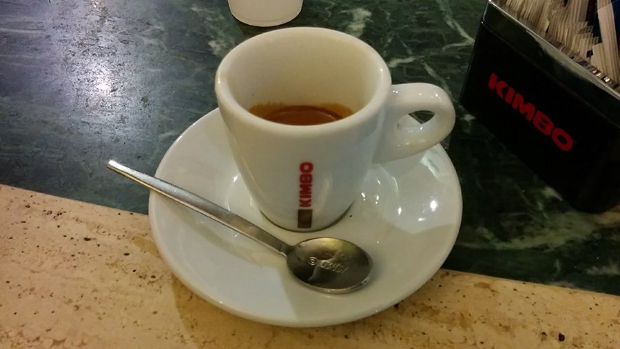 CoffeeInRome's tweet photo. A spectacular espresso in the Neapolitan style at the 081 Cafè near San Giovanni - Review at https://t.co/8lNBhdRYNz #CoffeeInRome #Roma https://t.co/ELFrOCI6Vk